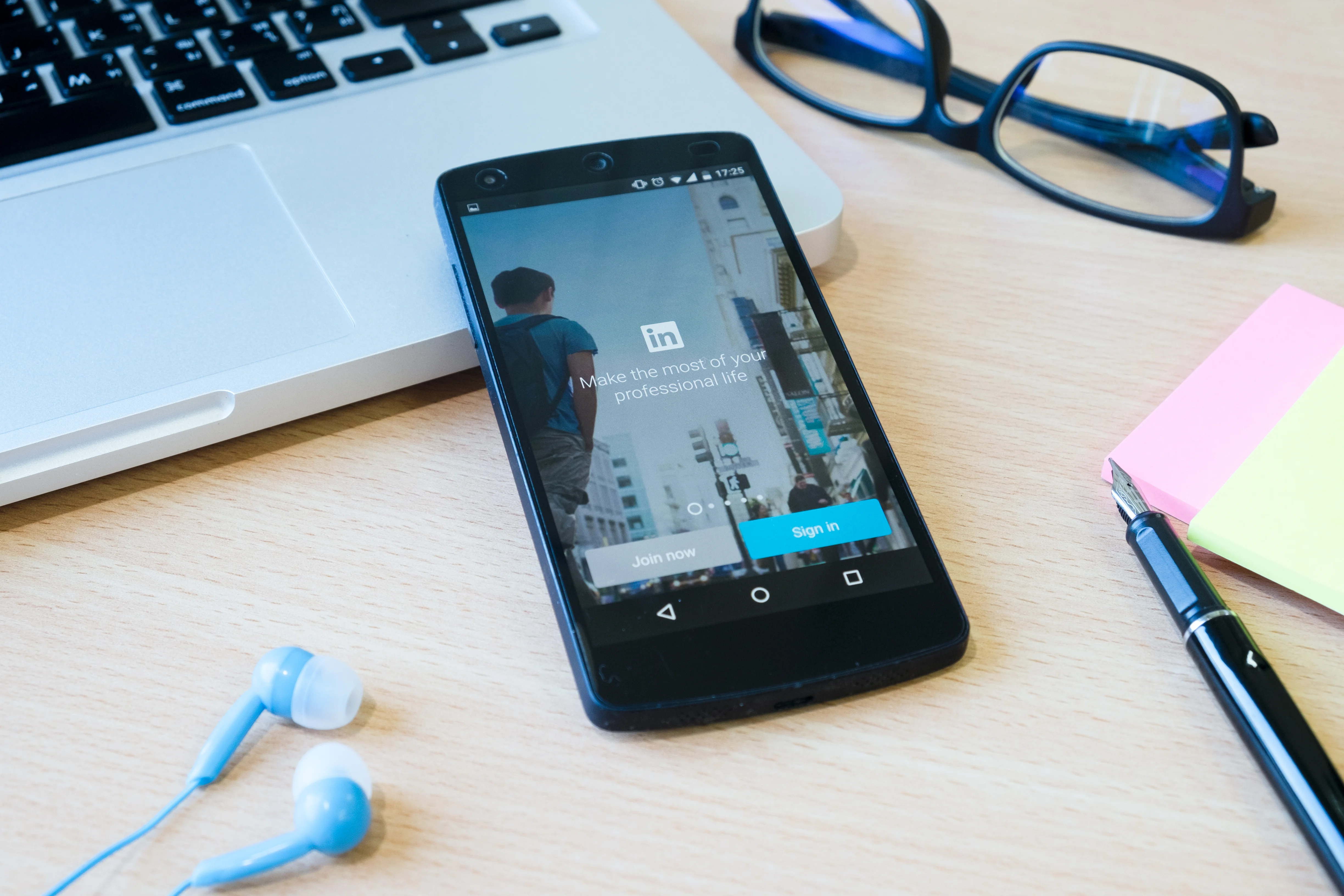 El auge del video en LinkedIn: por qué los creadores ganan relevancia en el B2B